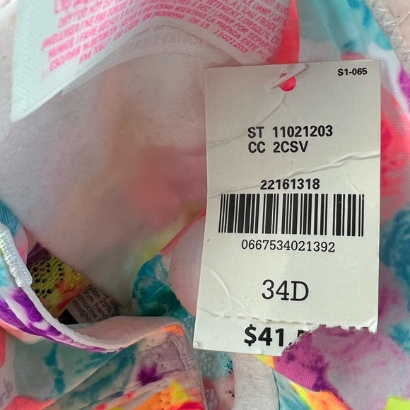 Pink Victoria’s Secret Push Up Bustier with Roses and Lace Underwire Bra 34D - Picture 7 of 8